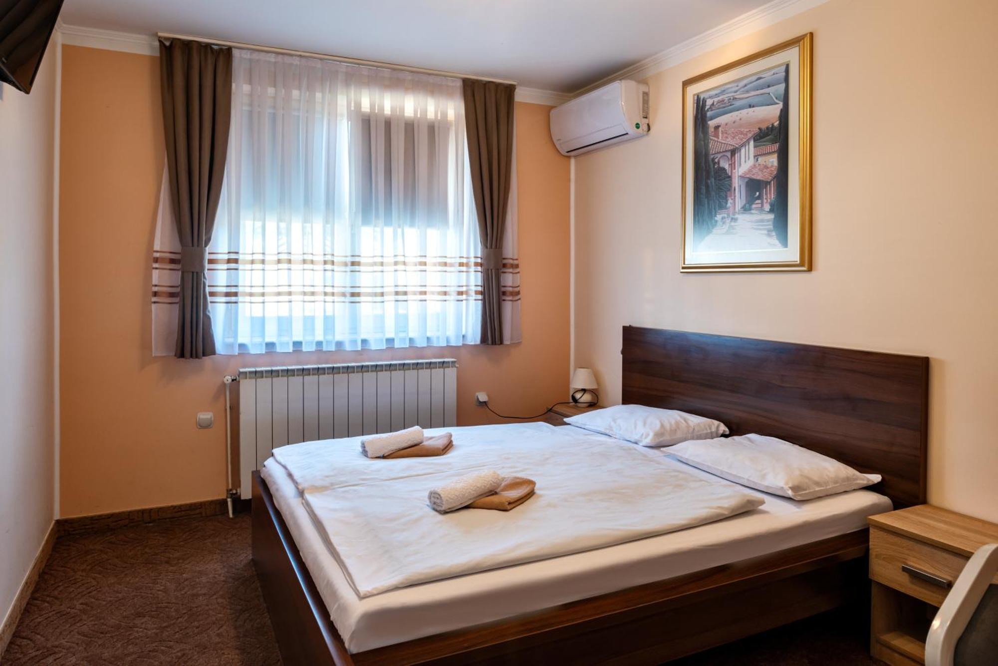 B&B Restoran Bosiljevo Ngoại thất bức ảnh